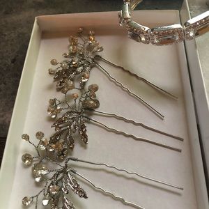 Set of 3 diamond like hair pins